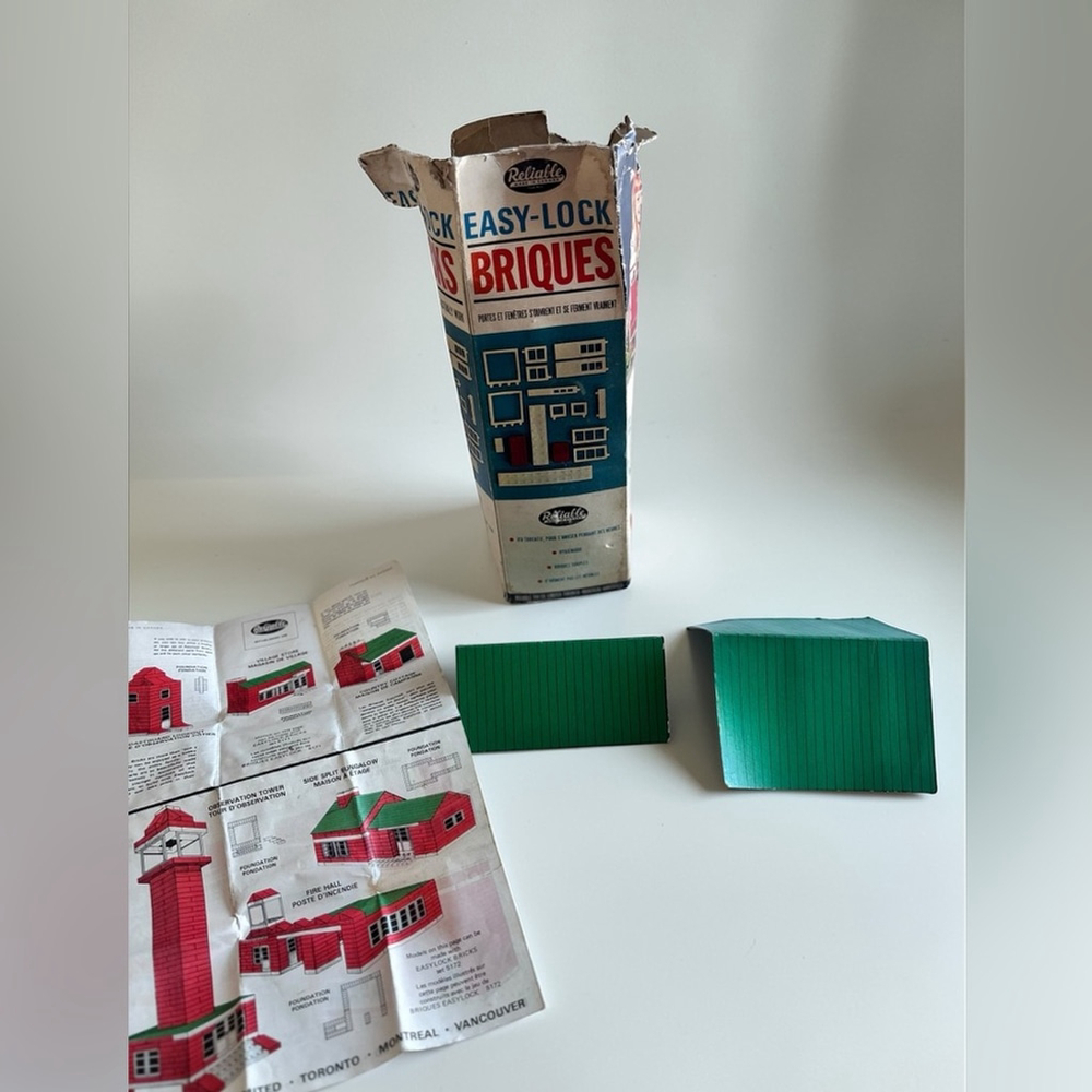 Vintage Easy Lock Bricks Reliable Canada Toy Building Set with Box